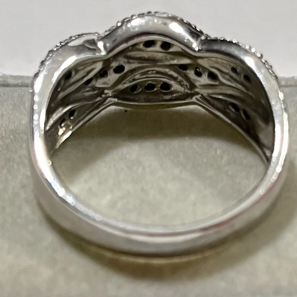 Kay Jeweler Loved Authentic Black Sapphire & Sterling Silver Criss-Cr…